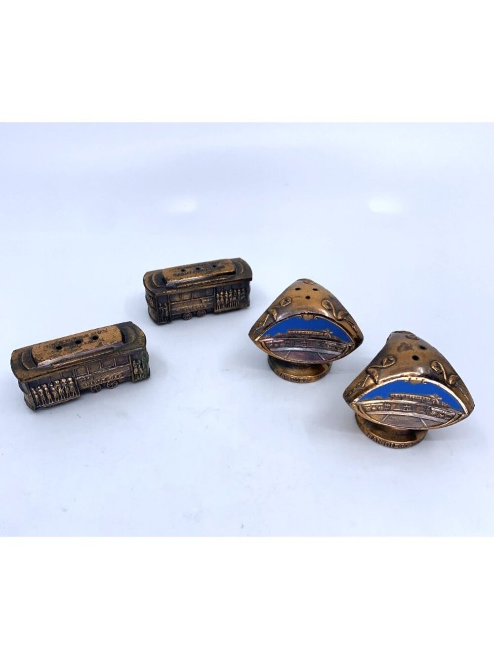 Lot 2 Vintage Souvenir Salt Pepper Sets San Diego Zoo & San Francisco Cable Car